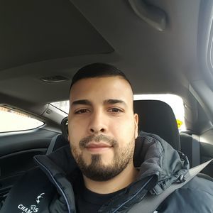 Meet your Posher, Luis alberto